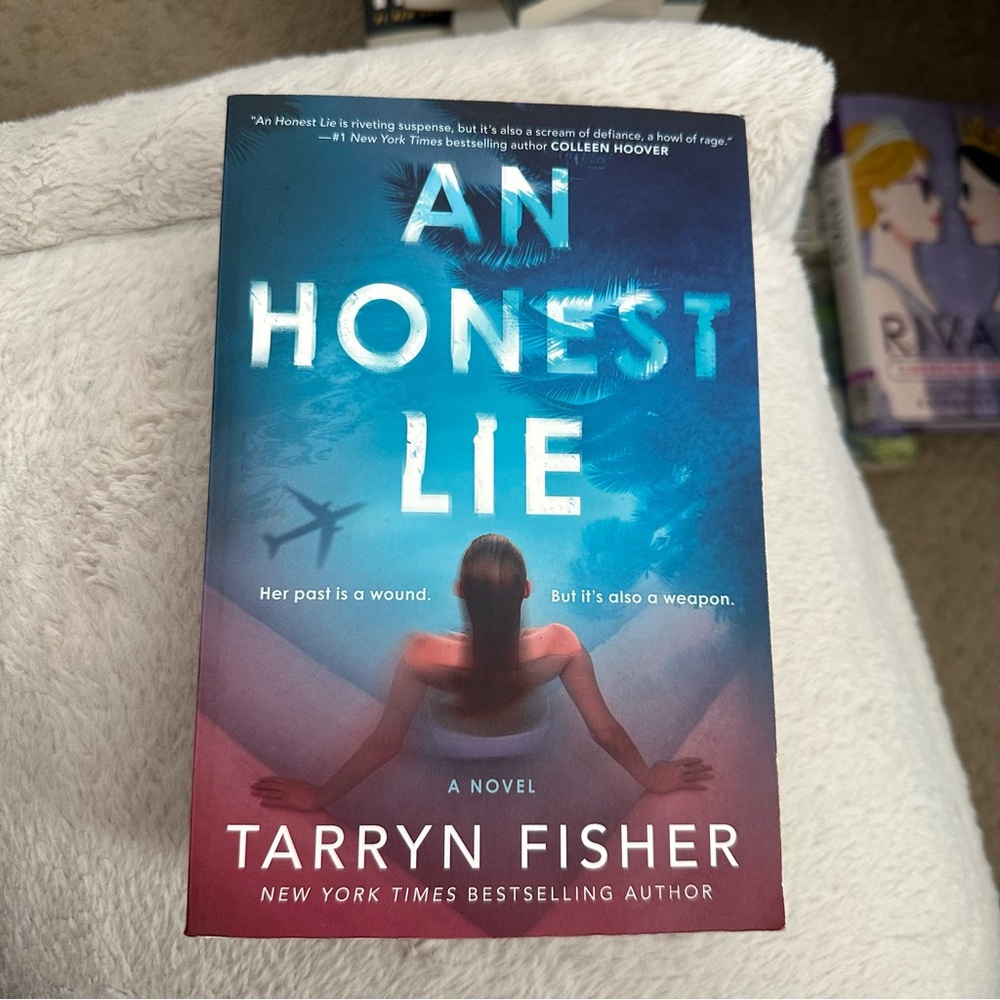 An Honest Lie by Tarryn Fisher — Blue & Pink Gradient Paperback